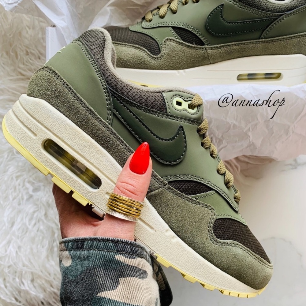 NWT Nike Air Max 1 - Picture 2 of 9